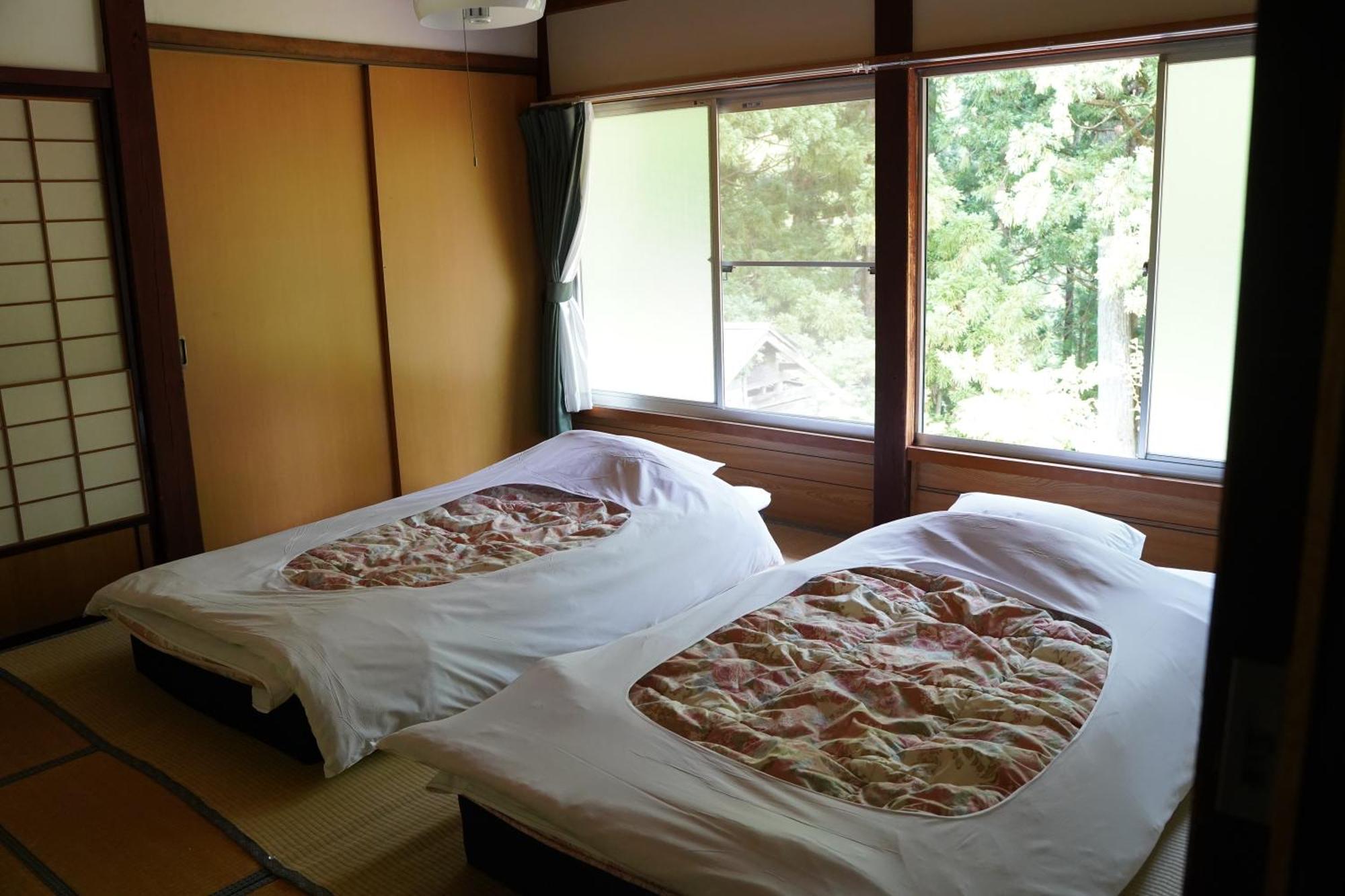 Way Shirakawago - Private, Free Parking And Newly Opened 2022 Way Shirakawago Apartment Bagian luar foto